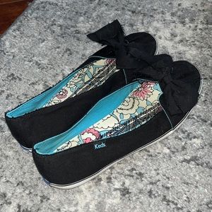 Barely worn, keds flats -Size 8